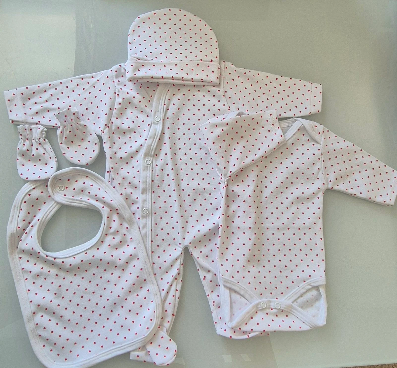Ensemble naissance coeur rouge personnalisable